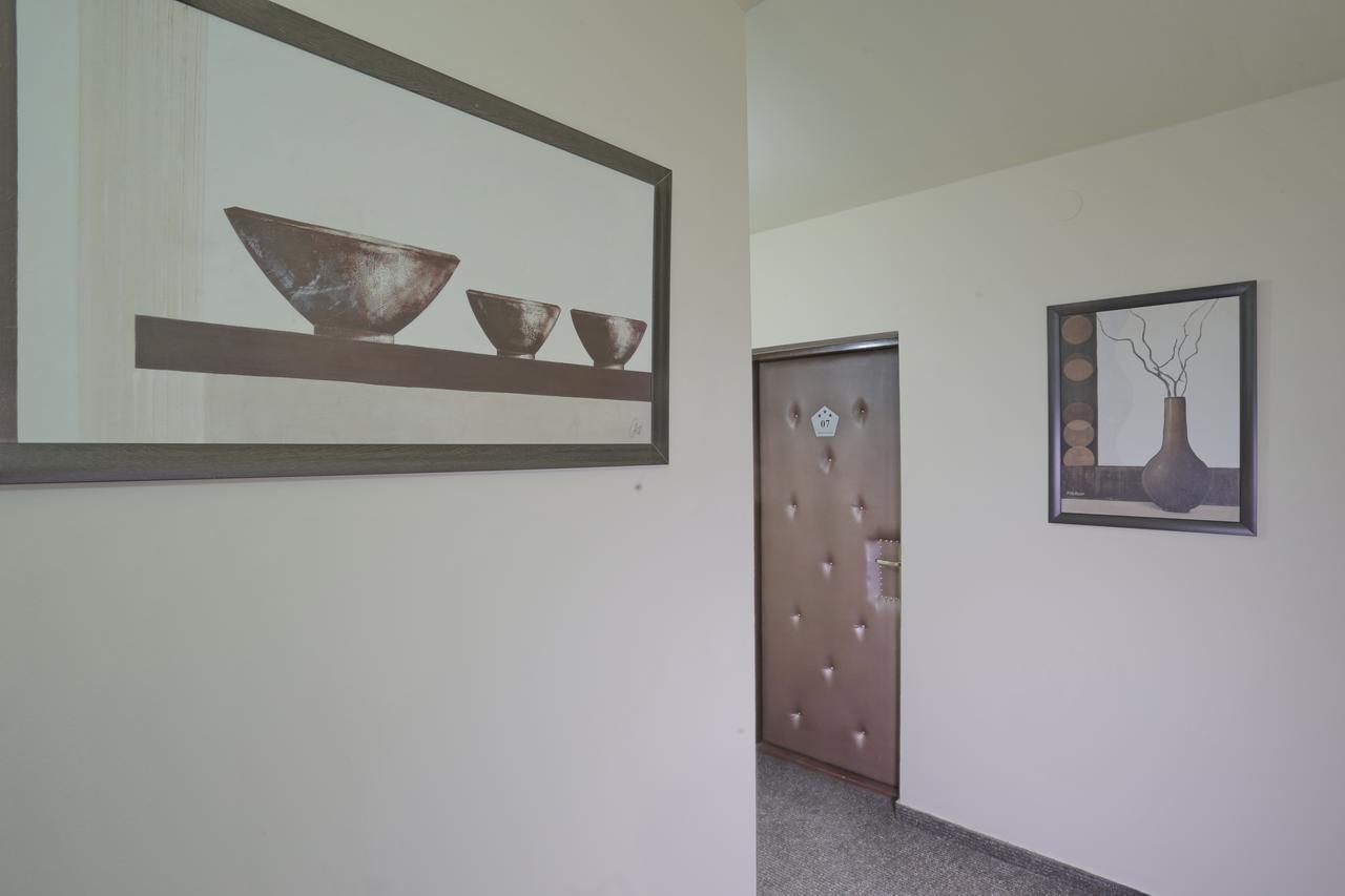 Motel Prenociste Knez Sombor Exterior foto