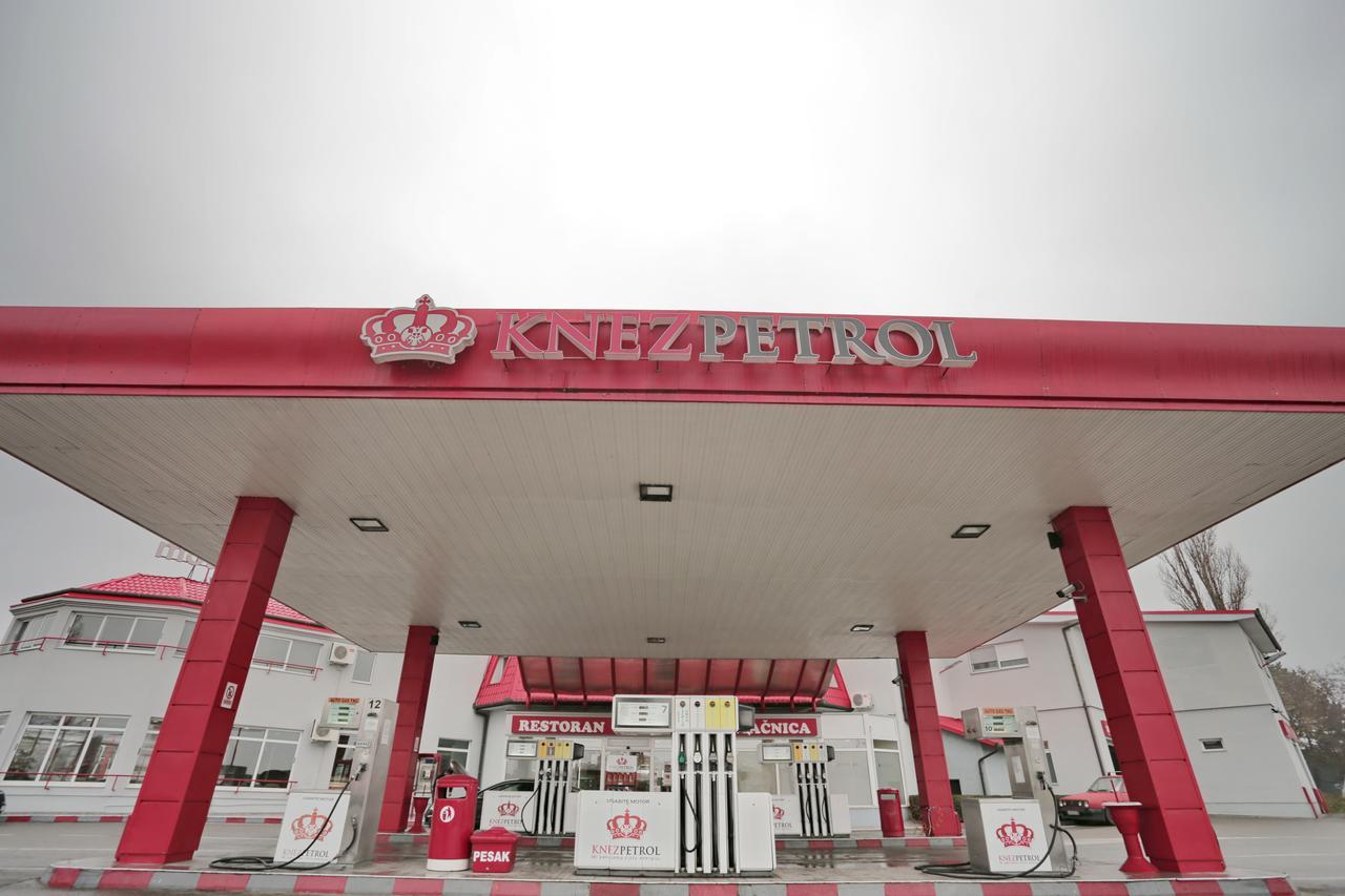 Motel Prenociste Knez Sombor Exterior foto